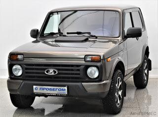 Фото LADA Niva 2121 I Рестайлинг с пробегом Фото LADA Niva 2121 I Рестайлинг с пробегом