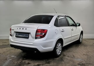 Фото LADA Granta I Рестайлинг с пробегом Фото LADA Granta I Рестайлинг с пробегом