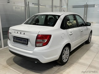 Фото LADA Granta I Рестайлинг с пробегом Фото LADA Granta I Рестайлинг с пробегом