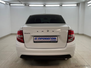 Фото LADA Granta I Рестайлинг с пробегом Фото LADA Granta I Рестайлинг с пробегом