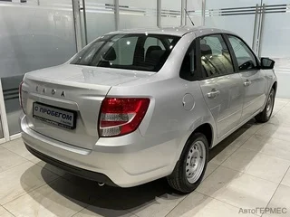 Фото LADA Granta I Рестайлинг с пробегом Фото LADA Granta I Рестайлинг с пробегом