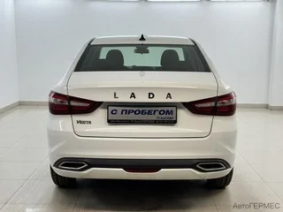 Фото LADA Vesta I Рестайлинг с пробегом Фото LADA Vesta I Рестайлинг с пробегом