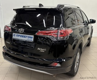 Фото TOYOTA RAV4 IV (XA40) Рестайлинг с пробегом Фото TOYOTA RAV4 IV (XA40) Рестайлинг с пробегом