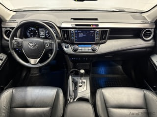 Фото TOYOTA RAV4 IV (XA40) Рестайлинг с пробегом Фото TOYOTA RAV4 IV (XA40) Рестайлинг с пробегом