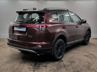 Фото TOYOTA RAV4 IV (XA40) Рестайлинг с пробегом Фото TOYOTA RAV4 IV (XA40) Рестайлинг с пробегом