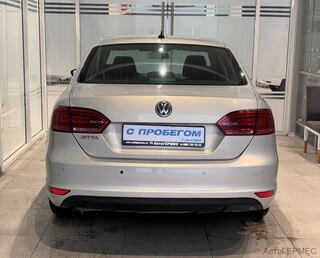 Фото Volkswagen Jetta VI с пробегом