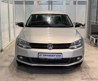 Фото Volkswagen Jetta VI с пробегом