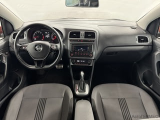 Фото Volkswagen Polo V Рестайлинг с пробегом Фото Volkswagen Polo V Рестайлинг с пробегом