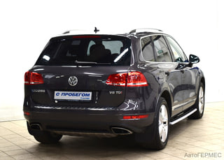 Фото Volkswagen Touareg II с пробегом