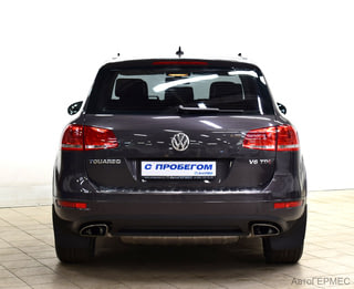 Фото Volkswagen Touareg II с пробегом