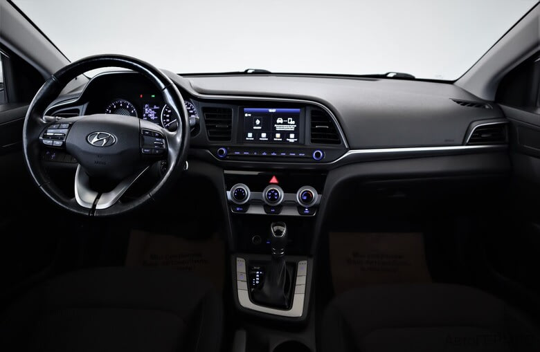 Фото HYUNDAI Elantra VI (AD) Рестайлинг с пробегом