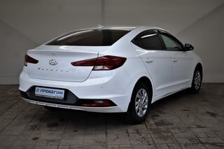 Фото HYUNDAI Elantra VI (AD) Рестайлинг с пробегом