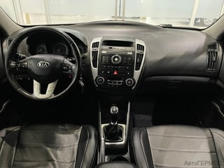 Фото Kia Ceed I Рестайлинг с пробегом Фото Kia Ceed I Рестайлинг с пробегом