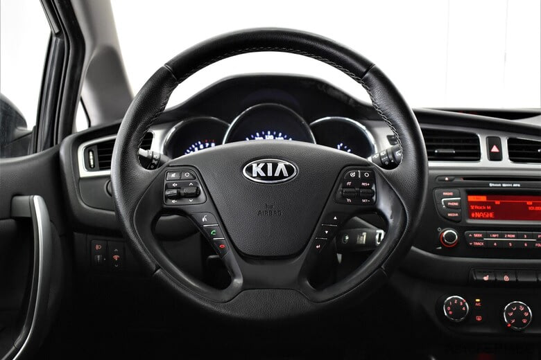 Фото Kia Ceed II с пробегом