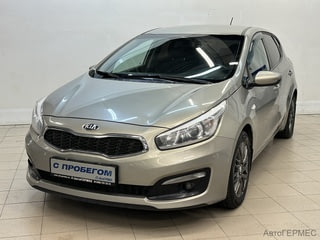 Фото Kia Ceed II Рестайлинг с пробегом Фото Kia Ceed II Рестайлинг с пробегом