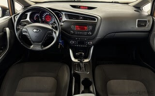 Фото Kia Ceed II Рестайлинг с пробегом Фото Kia Ceed II Рестайлинг с пробегом