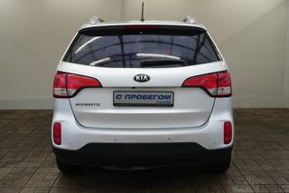 Фото Kia Sorento II Рестайлинг с пробегом Фото Kia Sorento II Рестайлинг с пробегом