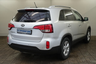 Фото Kia Sorento II Рестайлинг с пробегом Фото Kia Sorento II Рестайлинг с пробегом