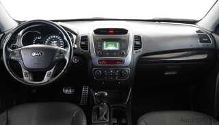 Фото Kia Sorento II Рестайлинг с пробегом Фото Kia Sorento II Рестайлинг с пробегом