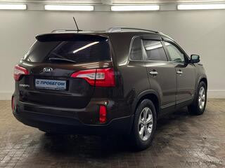 Фото Kia Sorento II Рестайлинг с пробегом Фото Kia Sorento II Рестайлинг с пробегом