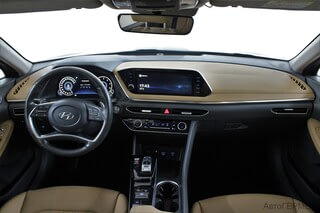 Фото HYUNDAI Sonata VIII (DN8) с пробегом