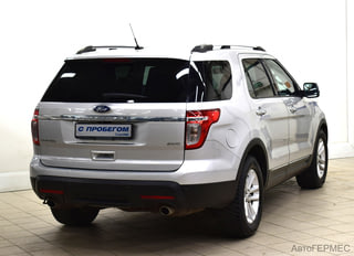 Фото Ford Explorer V с пробегом