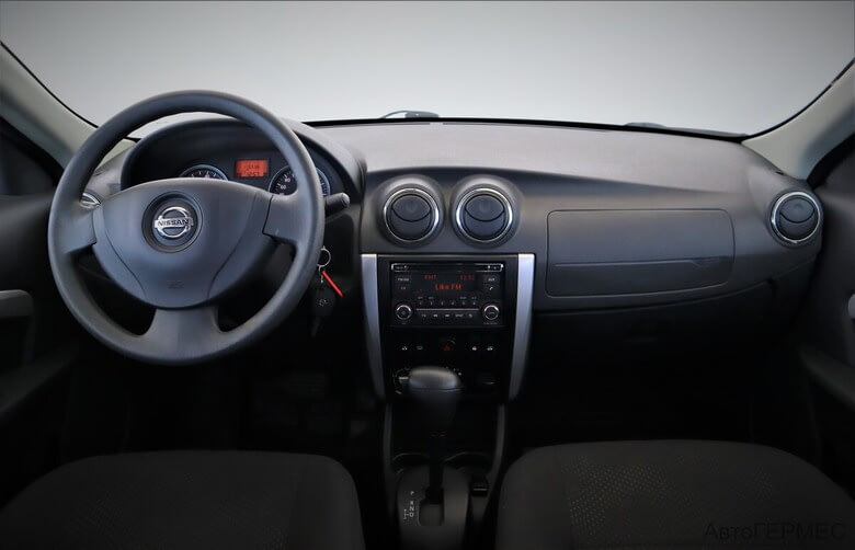 Фото NISSAN Almera III (G15) с пробегом