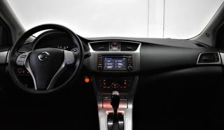 Фото NISSAN Sentra VII (B17) с пробегом