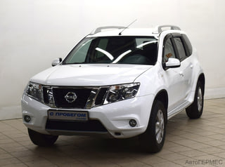 Фото NISSAN Terrano III (D10) с пробегом