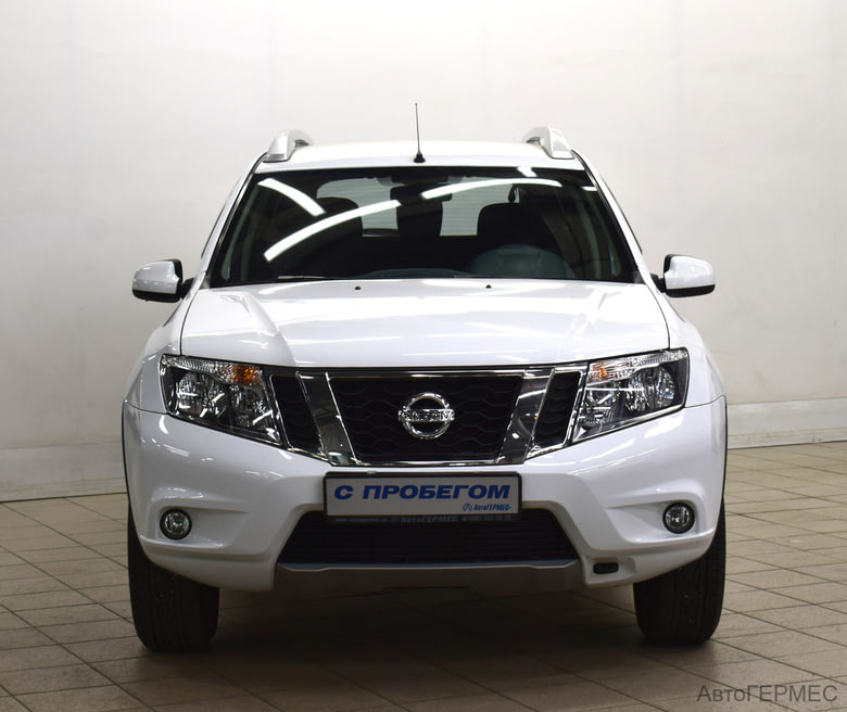 Фото NISSAN Terrano III (D10) с пробегом