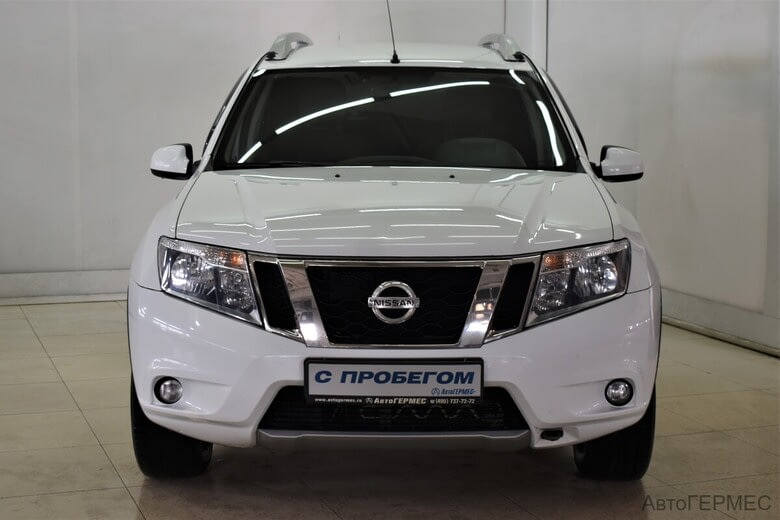 Фото NISSAN Terrano III (D10) с пробегом