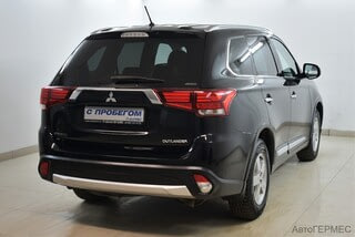 Фото MITSUBISHI Outlander III Рестайлинг 2 с пробегом