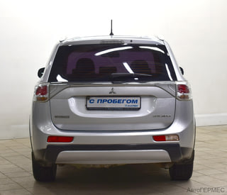 Фото MITSUBISHI Outlander III с пробегом