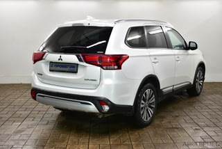 Фото MITSUBISHI Outlander III Рестайлинг 3 с пробегом