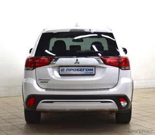 Фото MITSUBISHI Outlander III Рестайлинг 3 с пробегом