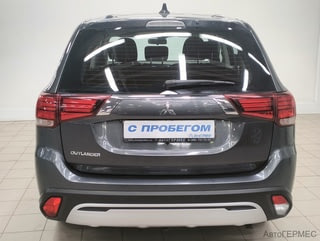 Фото MITSUBISHI Outlander III Рестайлинг 3 с пробегом Фото MITSUBISHI Outlander III Рестайлинг 3 с пробегом