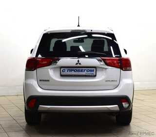 Фото MITSUBISHI Outlander III Рестайлинг 2 с пробегом