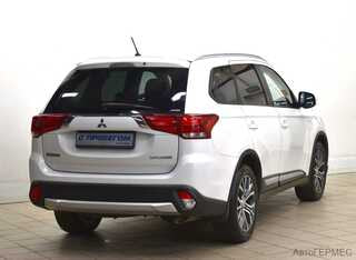 Фото MITSUBISHI Outlander III Рестайлинг 2 с пробегом