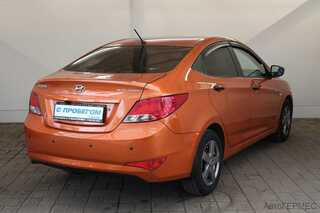 Фото HYUNDAI Solaris I Рестайлинг с пробегом Фото HYUNDAI Solaris I Рестайлинг с пробегом