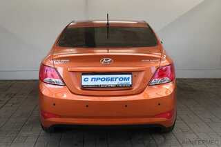 Фото HYUNDAI Solaris I Рестайлинг с пробегом Фото HYUNDAI Solaris I Рестайлинг с пробегом