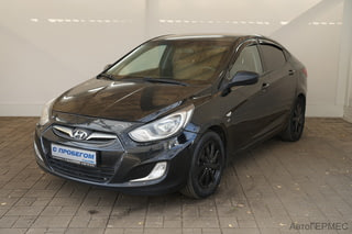 Фото HYUNDAI Solaris I с пробегом Фото HYUNDAI Solaris I с пробегом