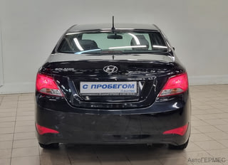 Фото HYUNDAI Solaris I Рестайлинг с пробегом Фото HYUNDAI Solaris I Рестайлинг с пробегом