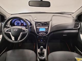 Фото HYUNDAI Solaris I с пробегом Фото HYUNDAI Solaris I с пробегом