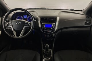 Фото HYUNDAI Solaris I с пробегом Фото HYUNDAI Solaris I с пробегом