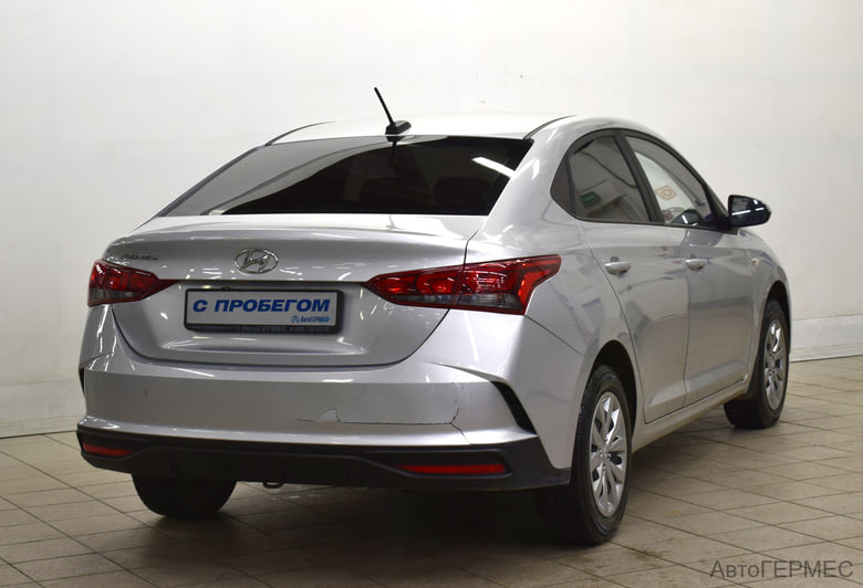 Фото HYUNDAI Solaris II Рестайлинг с пробегом