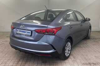 Фото HYUNDAI Solaris II Рестайлинг с пробегом Фото HYUNDAI Solaris II Рестайлинг с пробегом