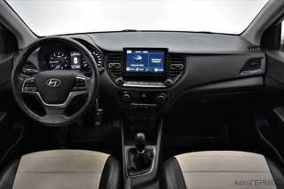 Фото HYUNDAI Solaris II Рестайлинг с пробегом Фото HYUNDAI Solaris II Рестайлинг с пробегом