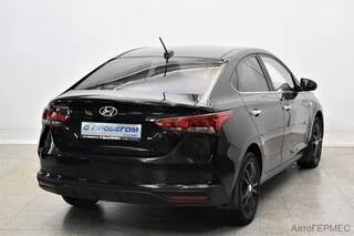 Фото HYUNDAI Solaris II Рестайлинг с пробегом Фото HYUNDAI Solaris II Рестайлинг с пробегом