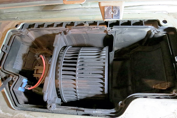 Ремонт салонного отопителя RAVON R4, №2