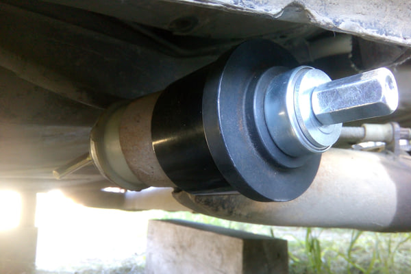 Замена сайлентблоков задней балки SOLARIS, №1